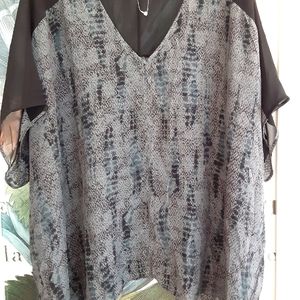EILEEN FISHER SILK BLOUSE